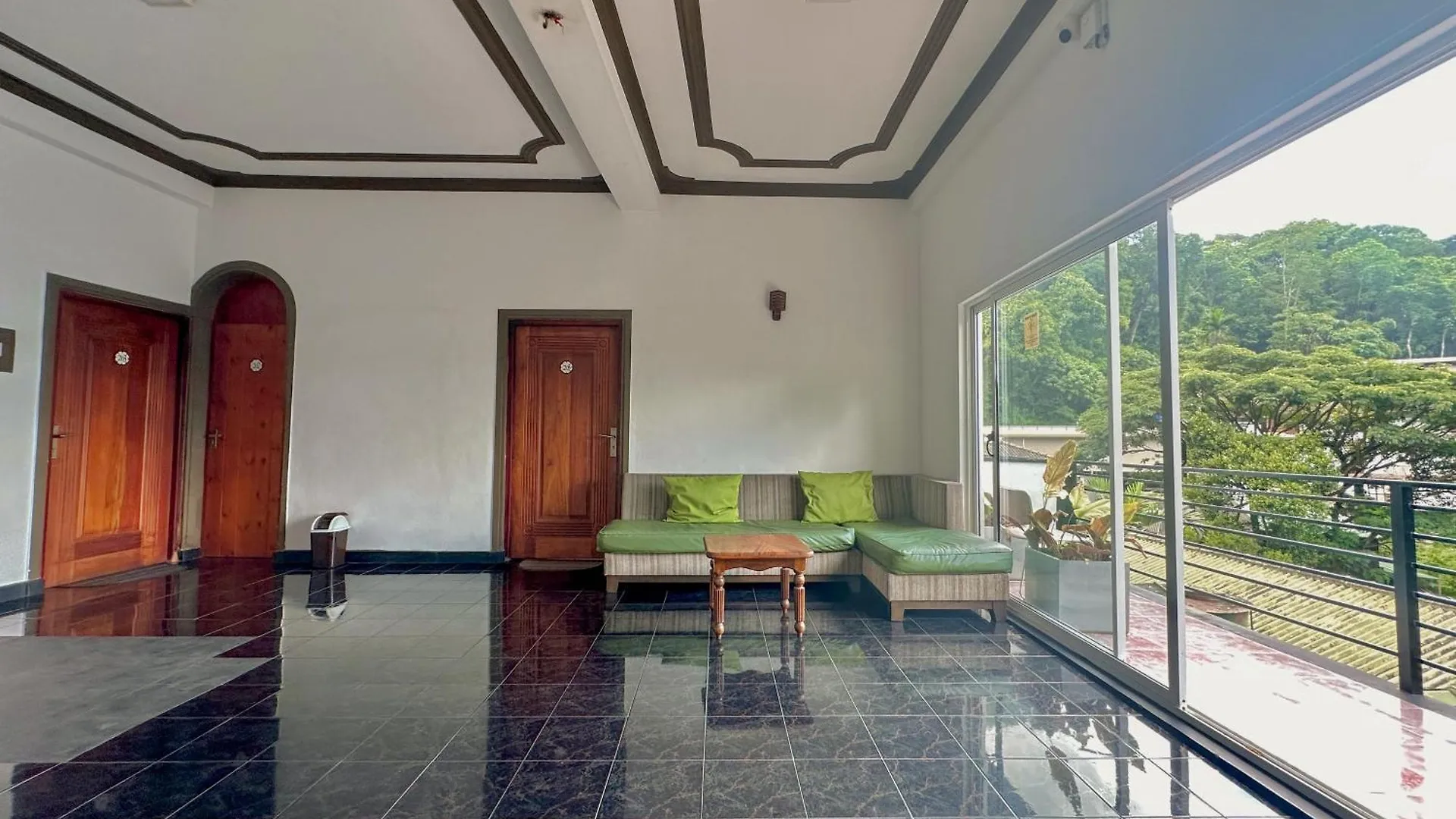 Kandy Forest Villa Hotel