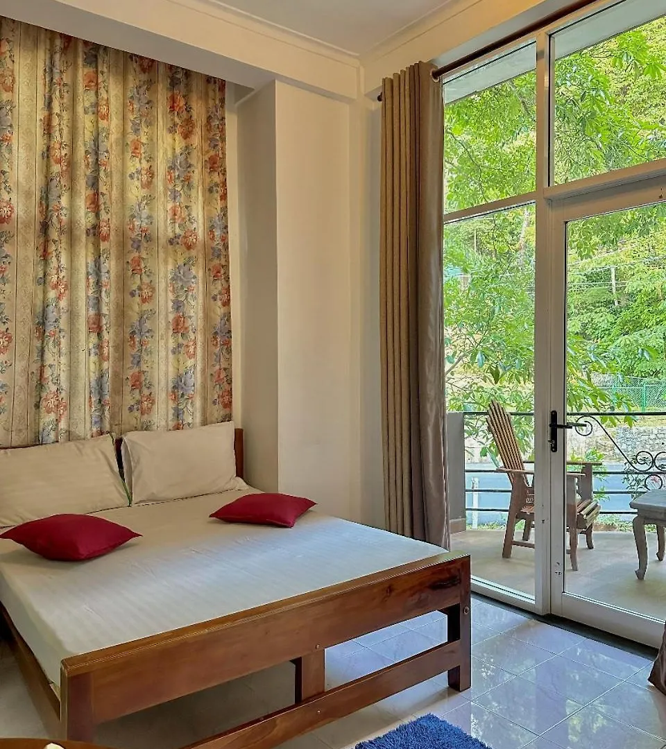 Kandy Forest Villa Hotel